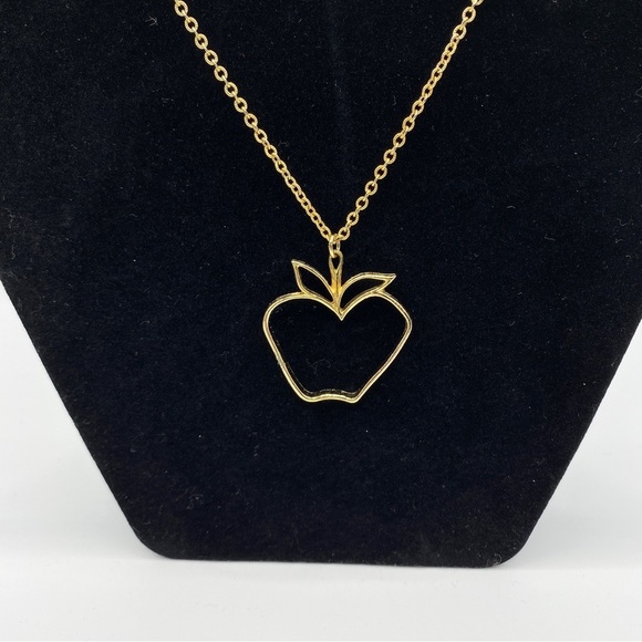 SARAH COV Vintage Goldtone Big Apple Necklace - Picture 6 of 9